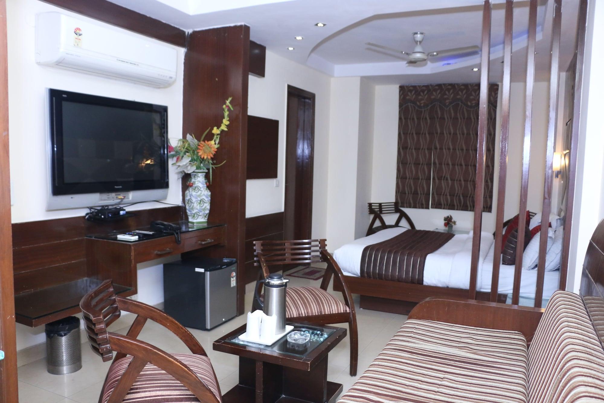 Hotel High 5 Land Delhi Kültér fotó